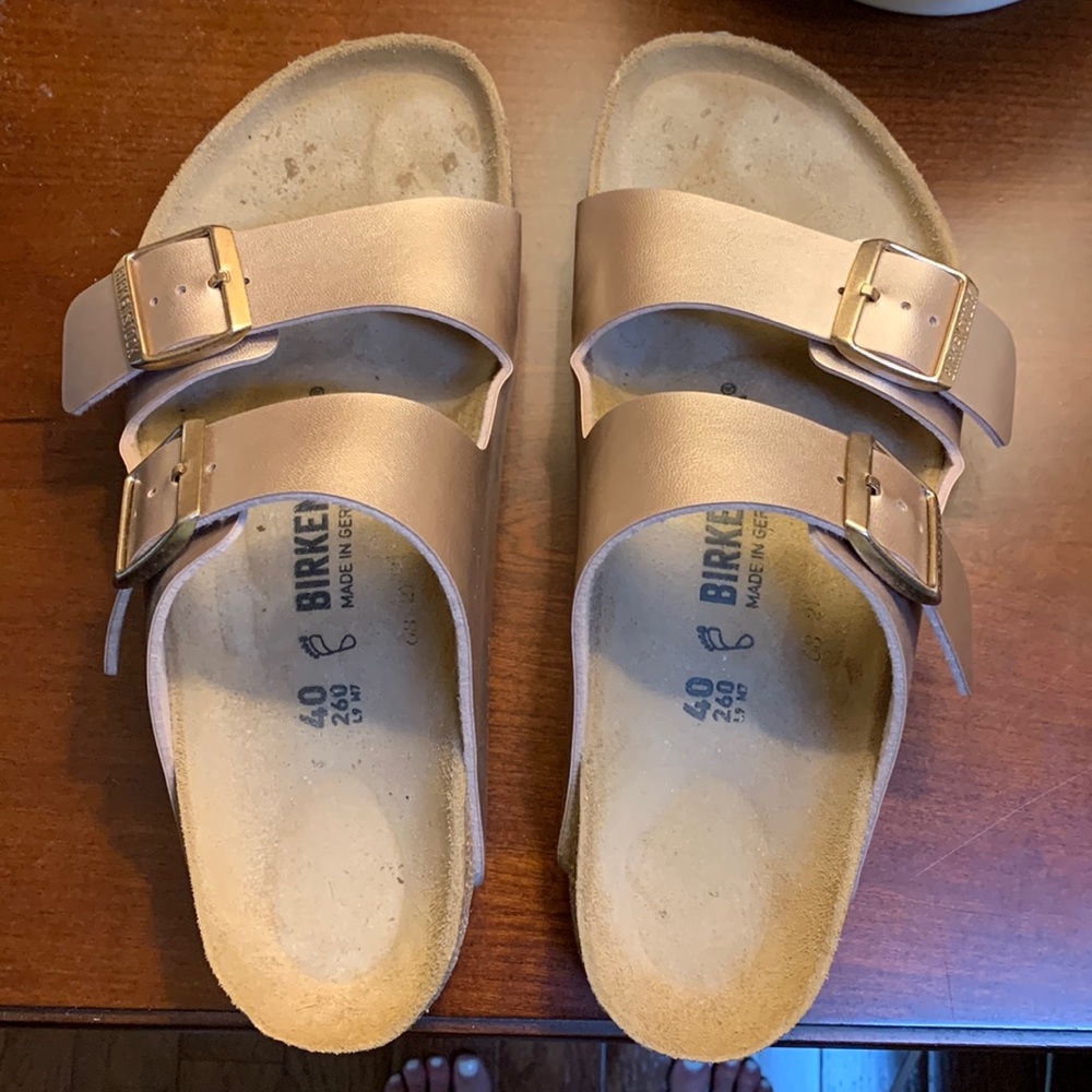Birkenstock Arizona Burke-flor rose gold sandals size 40 (9-9.5)